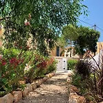 Miranda Chalki Town